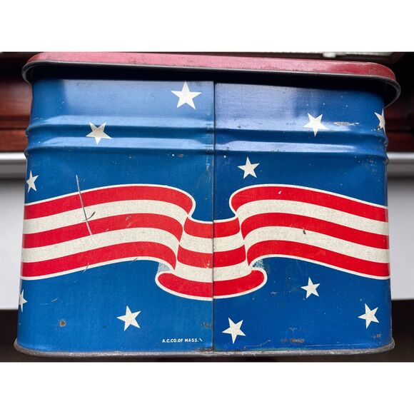 Vintage Patriotic Red White Blue Tin Basket by Golden Cookies, Watertown MASS. - Picture 6 of 13